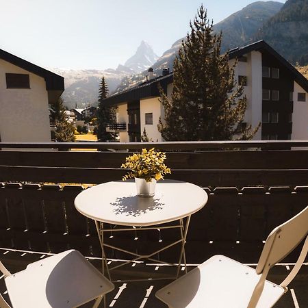 Beautiful Apartment In Zermatt With A Breathtaking View Of The Matterhorn 外观 照片