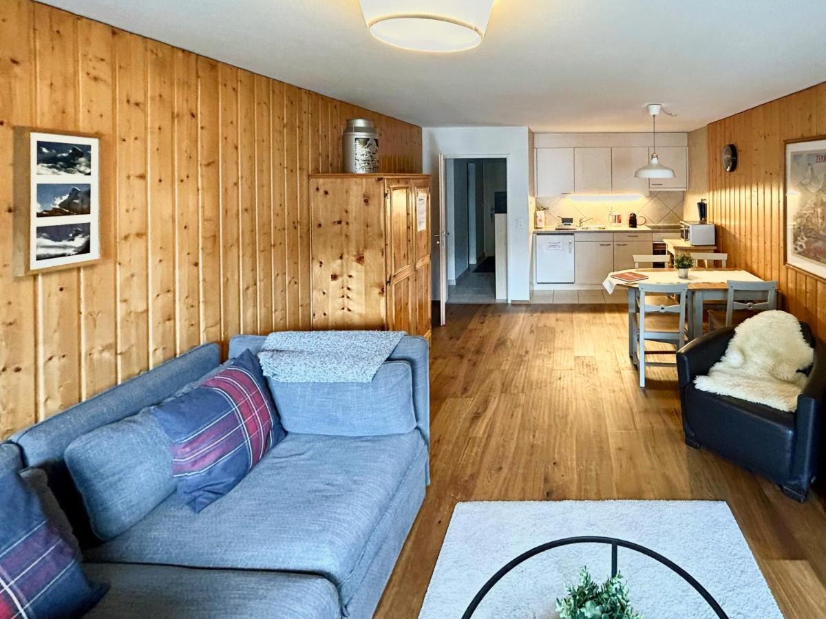 Beautiful Apartment In Zermatt With A Breathtaking View Of The Matterhorn 外观 照片