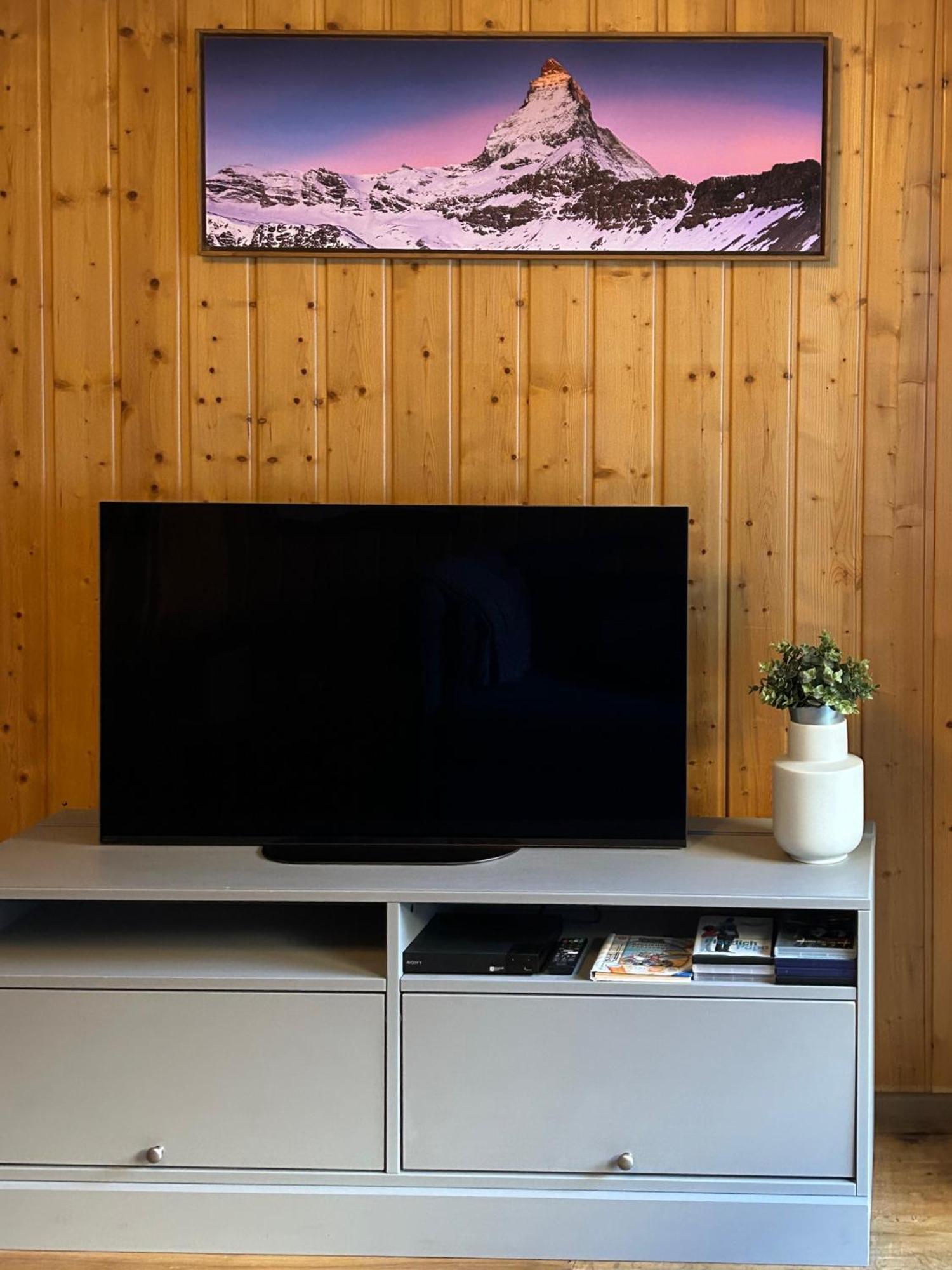 Beautiful Apartment In Zermatt With A Breathtaking View Of The Matterhorn 外观 照片