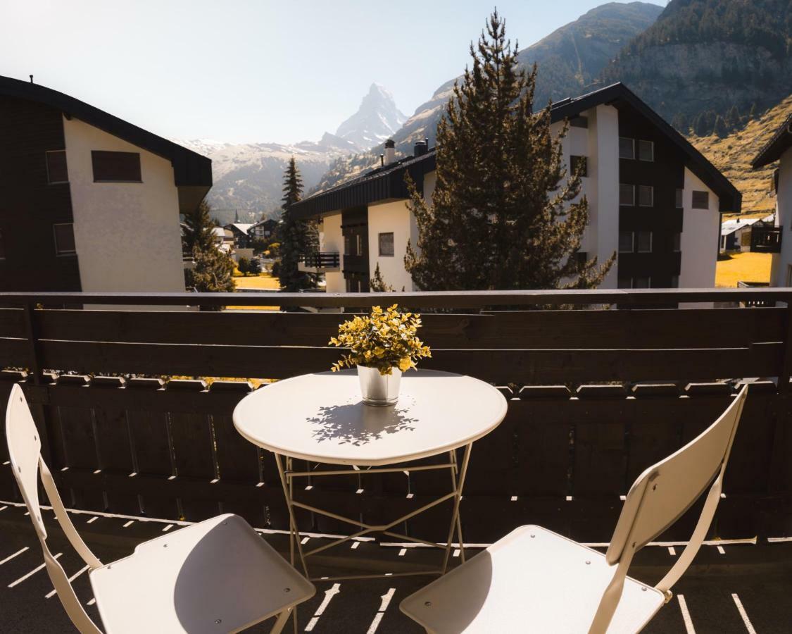 Beautiful Apartment In Zermatt With A Breathtaking View Of The Matterhorn 外观 照片